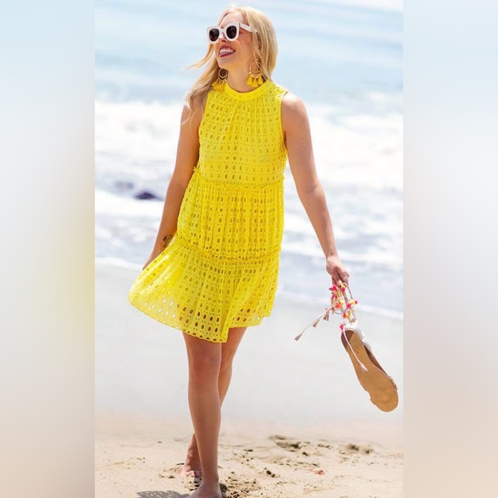 Lilly Pulitzer India Eyelet Swing dress, Lilly Lemon color, size M